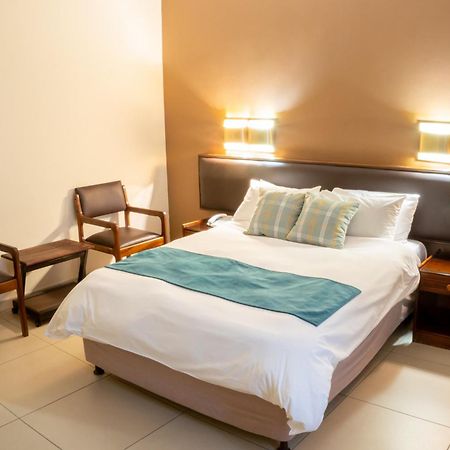 Elgro Hotel Potchefstroom Eksteriør bilde