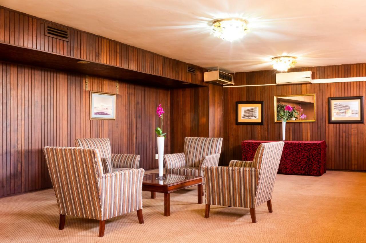 Elgro Hotel Potchefstroom Eksteriør bilde